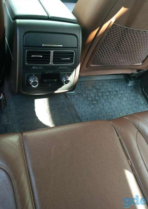 2012 Volkswagen Touareg V6 TDI, фотография 9