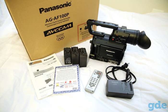 Видеокамера Panasonic AG-AF1007, фотография 1