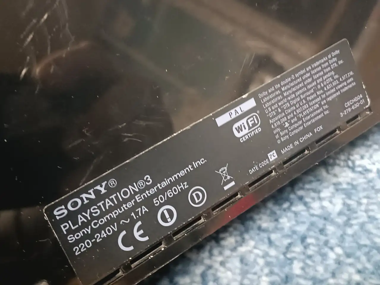 Sony PlayStation 3 на запчасти после скальпирования не работает, фотография 3