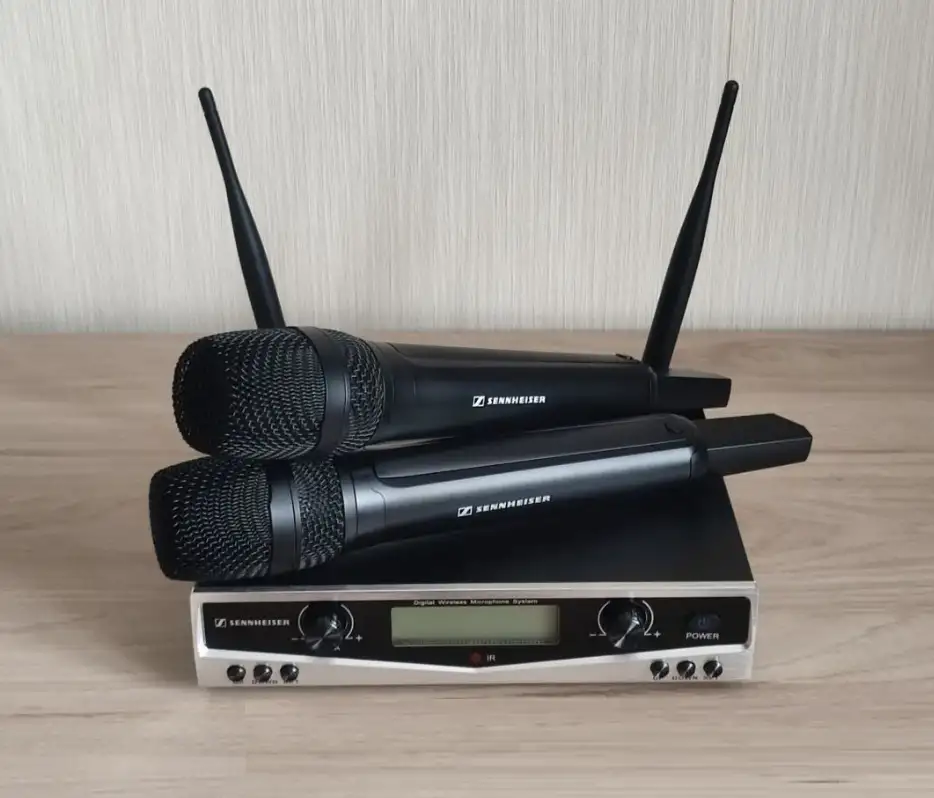 Аренда-прокат радиомикрофонов Shure и радиомикрофонов Sennheiser минск, фотография 1
