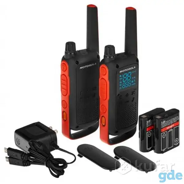 Портативная радиостанция Motorola T82, фотография 2