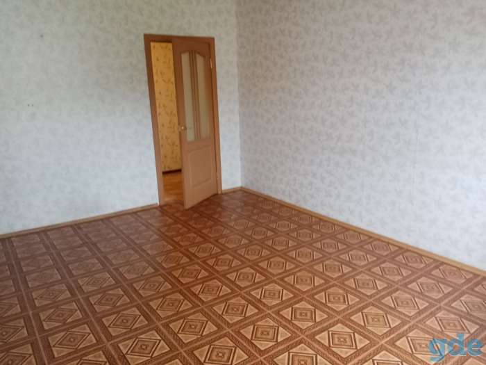 Продаётся трёхкомнатная квартира в г. Дисна, фотография 2