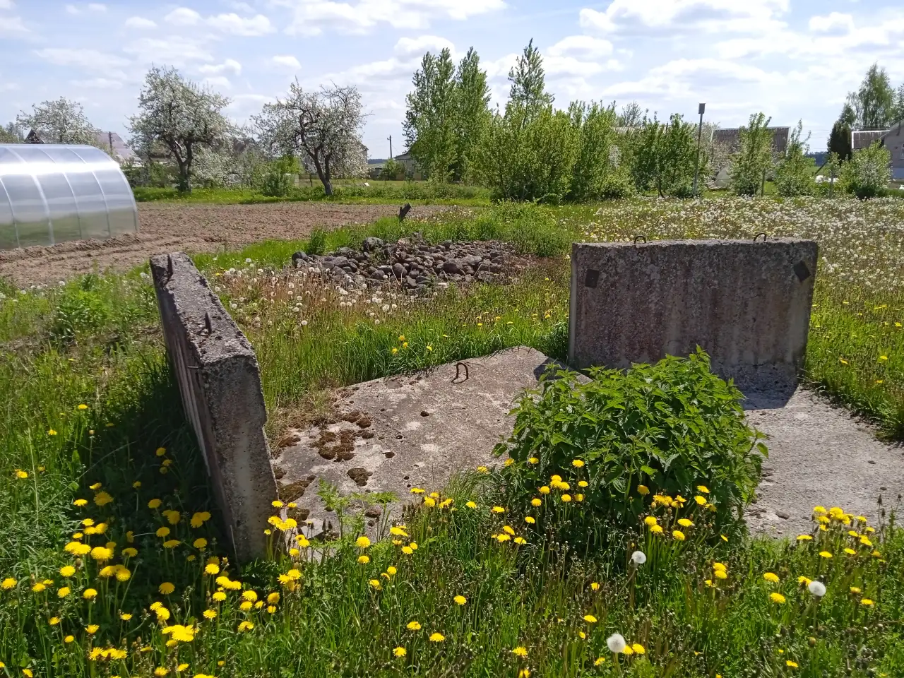 Участок и угловые блоки для фундамента на нем в Городке Витебской области, фотография 6