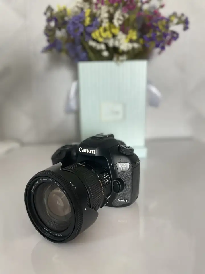продаю Canon EOS 7D Mark II, фотография 1