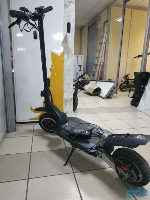 Электросамокат Kugoo G Booster, фотография 2