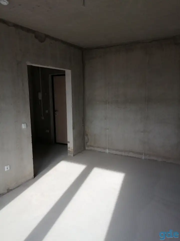 Продам новую квартиру в живописном районе. ., фотография 4