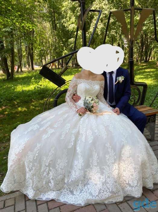 Свадебное платье со шлейфом, фотография 3