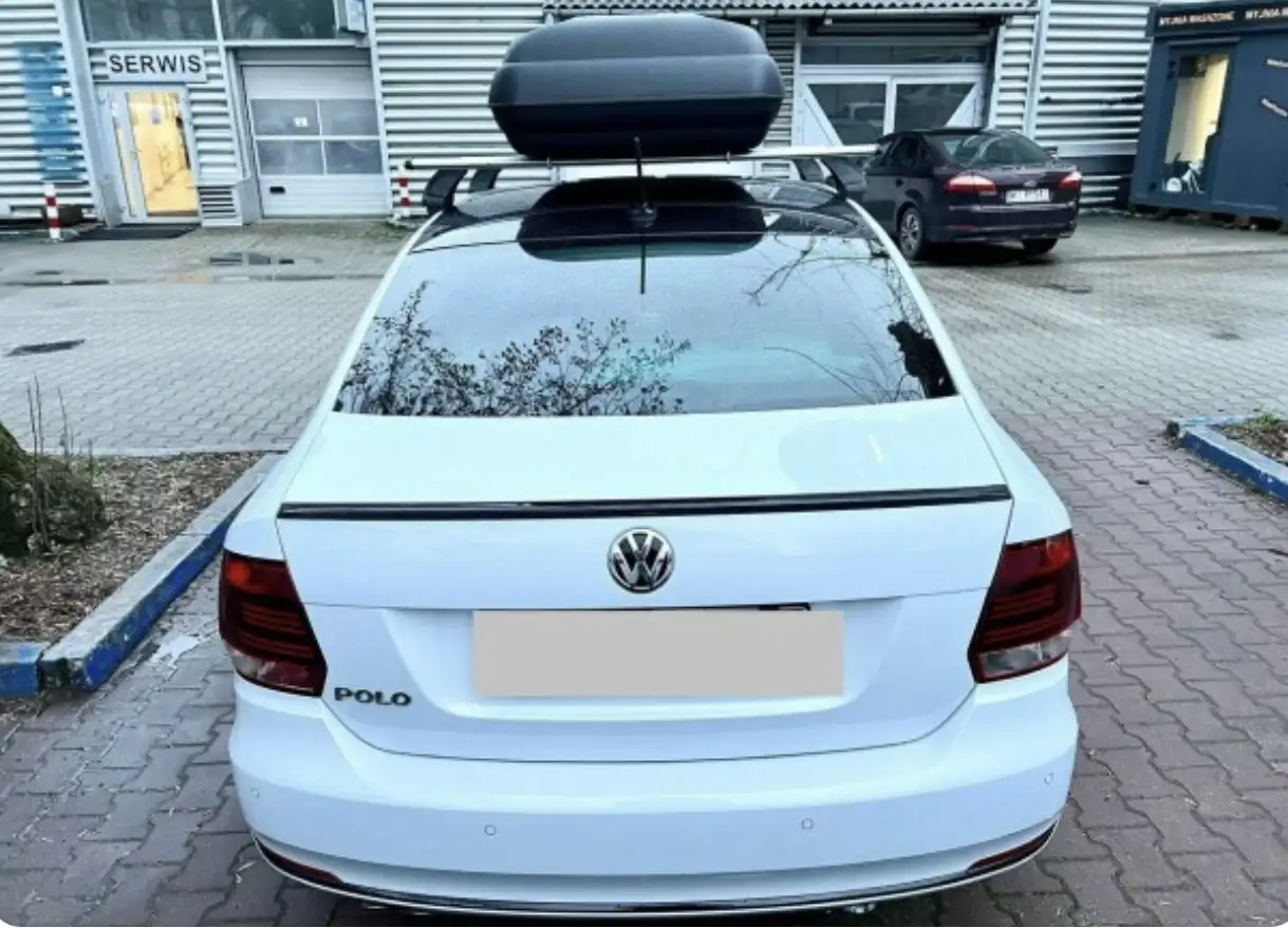 Автомобиль Volkswagen Polo, фотография 12