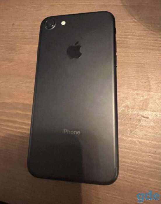 Телефон iPhone 7, фотография 3