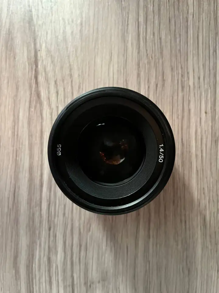 объектив Sony 50mm f/1.4 (SAL-50F14), фотография 2