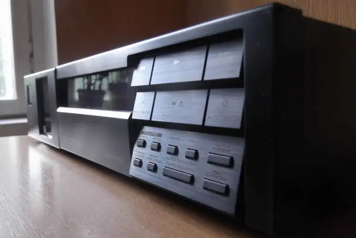 Кассетная дека Akai GX-9, фотография 1