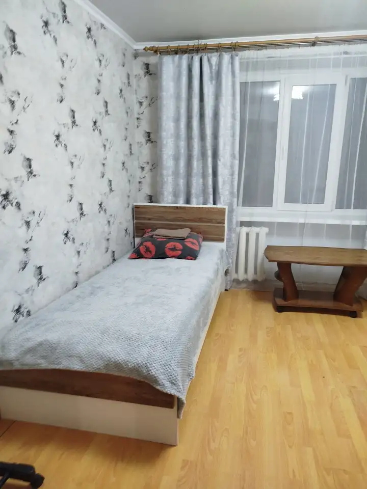 Сдам квартиру посуточно, Садовая 7, под 2, кв 21, фотография 3