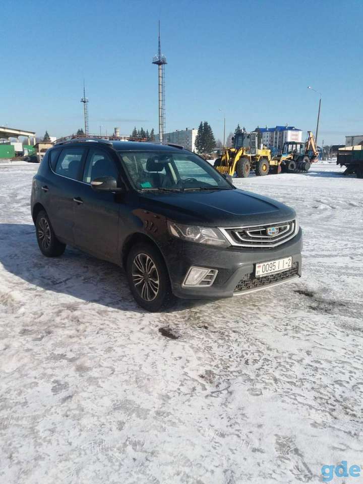 Легковой универсал (universal) GEELY EMGRAND X7  2018 г.в., фотография 12