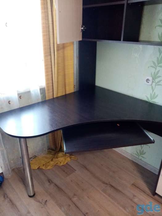 Продам стол компьютерный, фотография 3