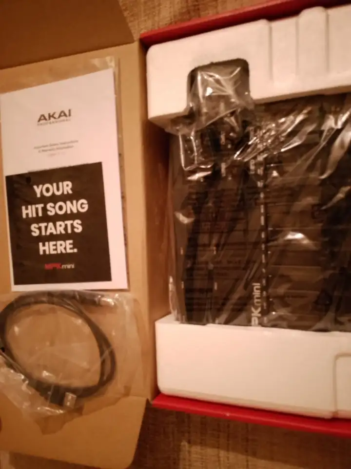 Mpk mini akai синтезатор, фотография 2