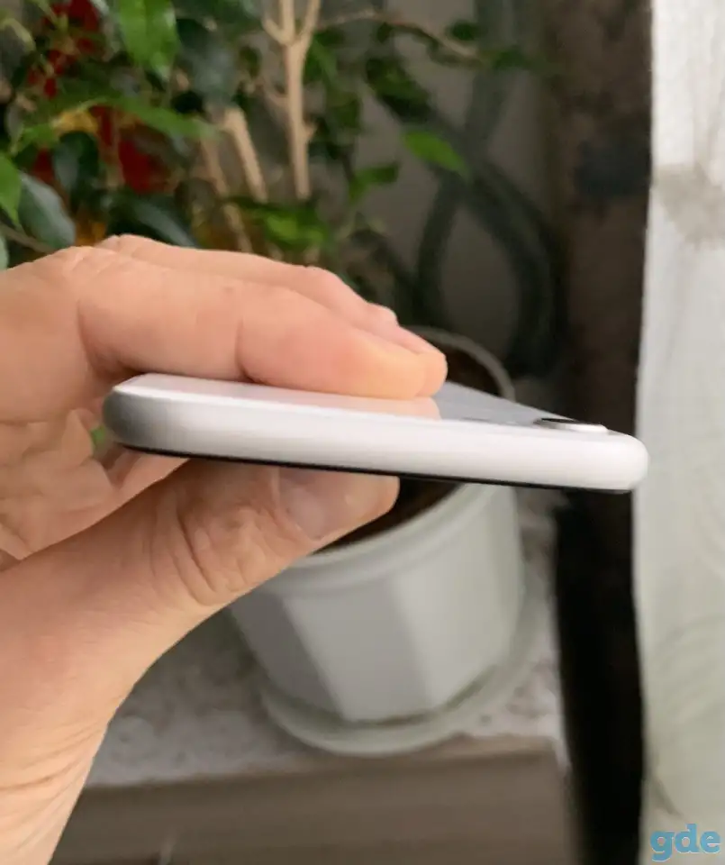 Iphone SE 2020 64G, фотография 9