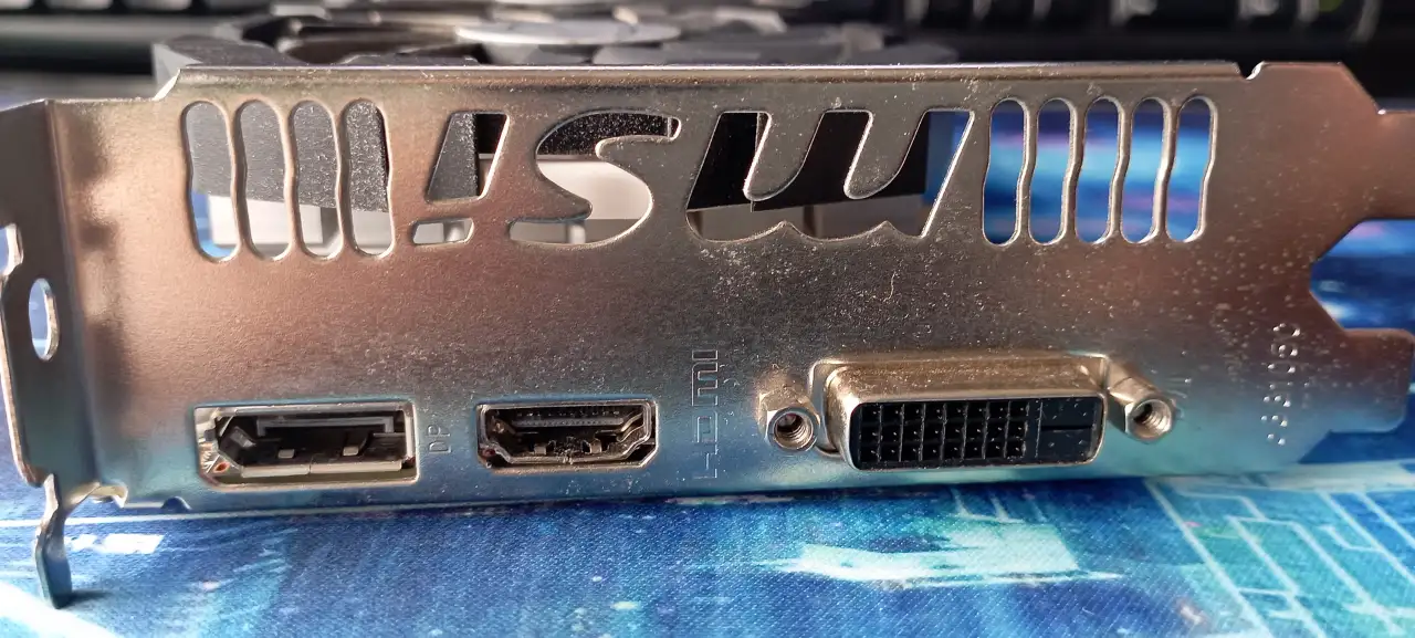 Видеокарта gtx 1050 ti 4gb, фотография 1