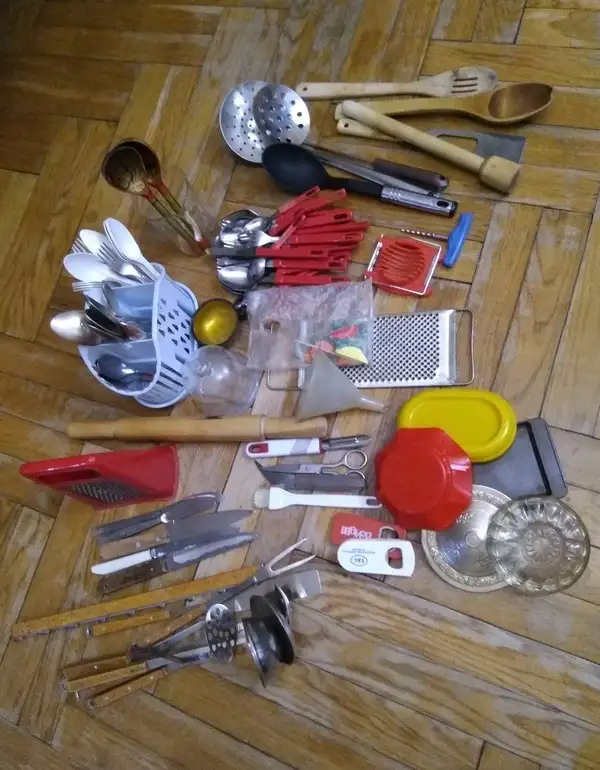 Кухонная утварь, ложки, вилки, ножи, терка, набор, скалка, половник и др Торг, фотография 1