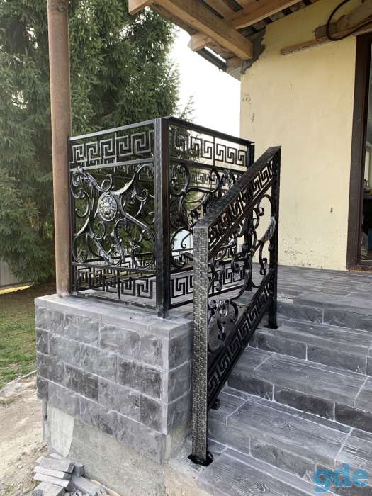Заборы, лестницы, козырьки из металла, фотография 2