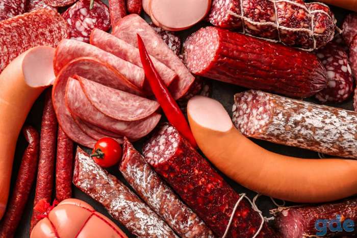 Разнорабочие на мясокомбинат, фотография 1