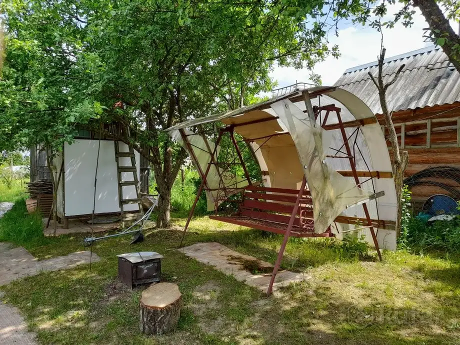 Продам дачный участок с домом, постройками, теплицей 2х4м,есть яблони, вишни, черешни, смородина, поречки., фотография 2
