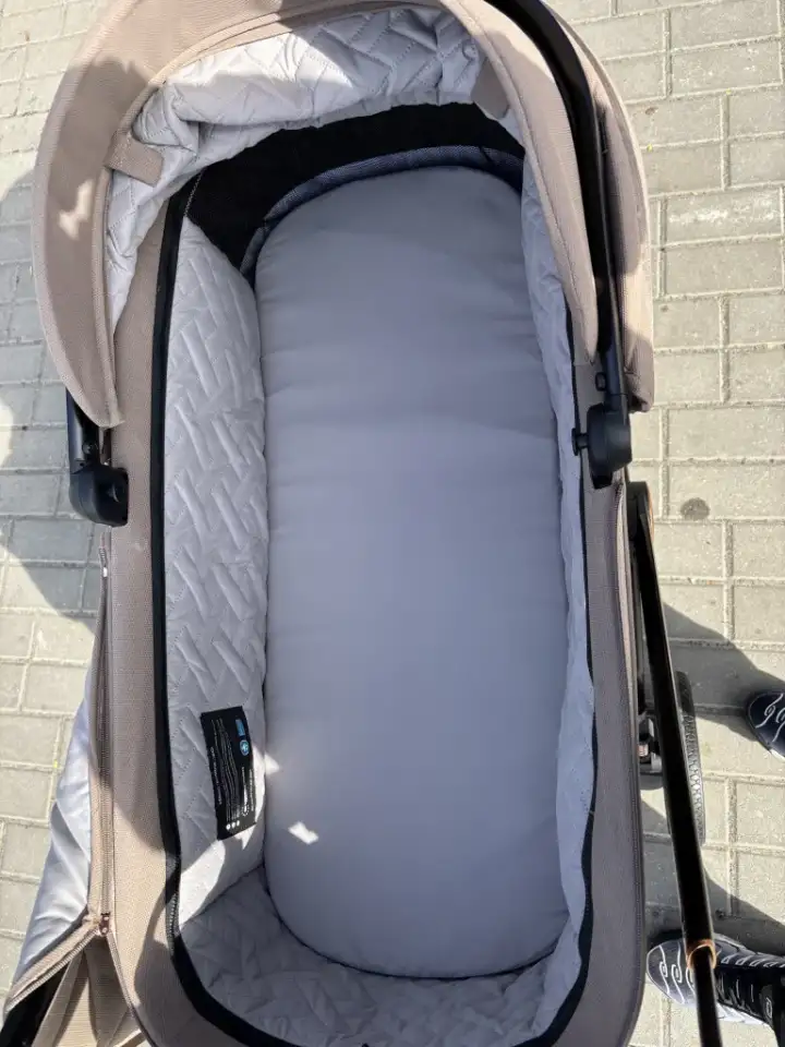 Коляска Carrello Ultra 2/1, фотография 2