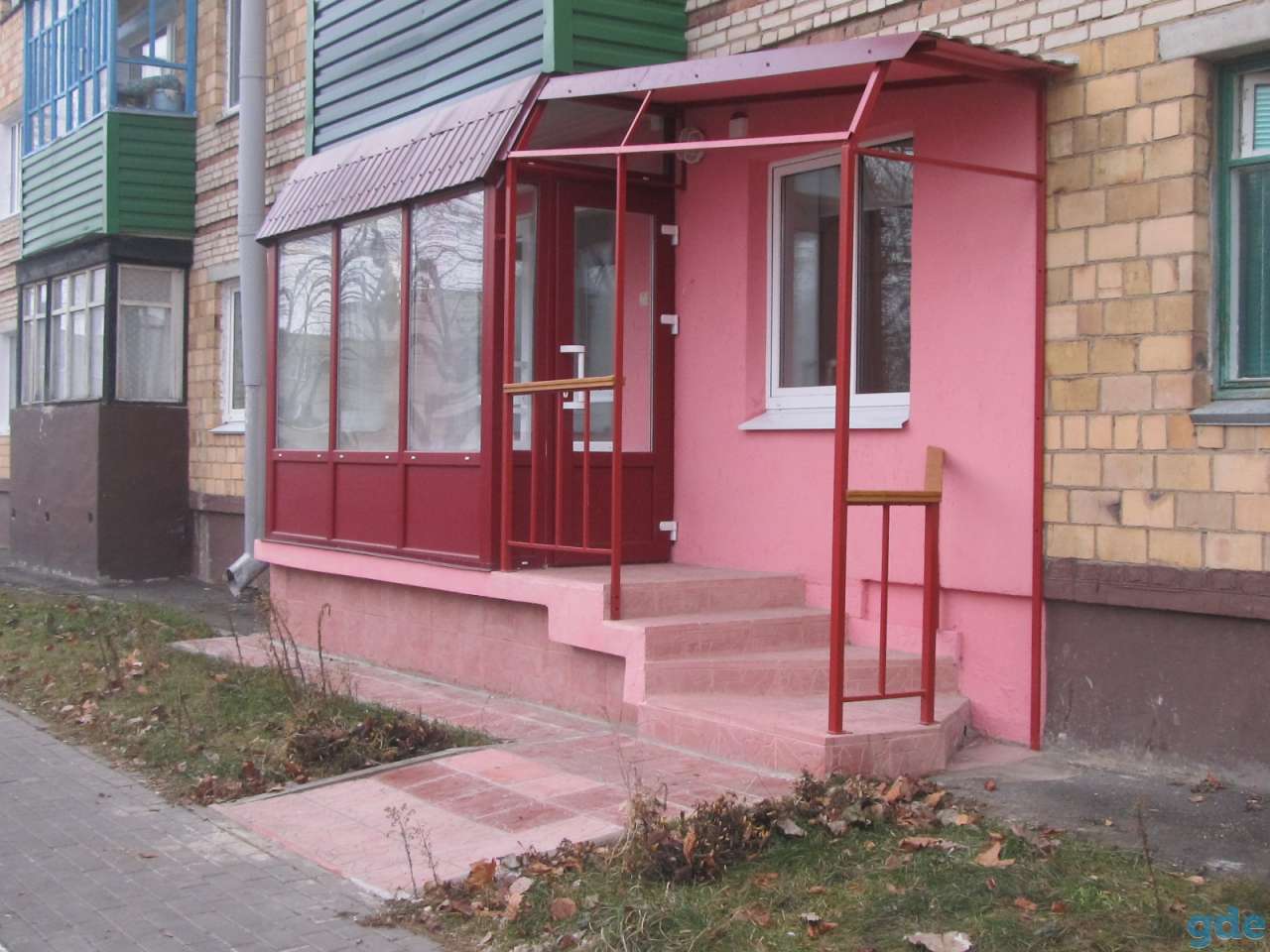 Сдам в аренду помещение 36,6 м  с отдельным входом под магазин, сферу услуг, офис Солигорск, фотография 1