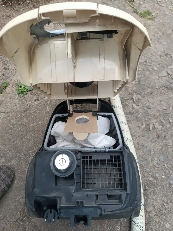 Пылесос Bosch BGL35MOV16 Germany original 2200W, фотография 3
