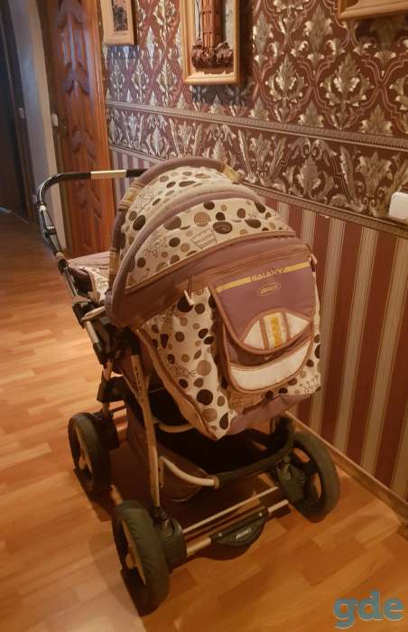 Продам детскую коляску 