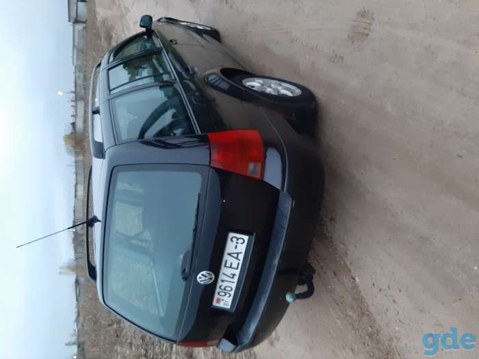 Автомобиль Volkswagen Golf IV, фотография 5