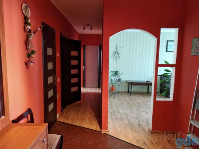 Продается квартира в районе Пышки. Хорошее месторасположение. В 