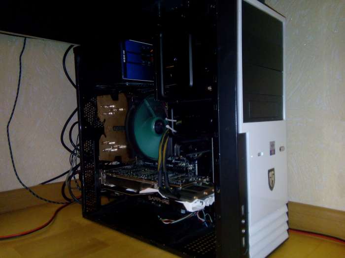 системный блок на i5 2500k , AMD Radeon Sapphire TRI-X R9 290, фотография 1
