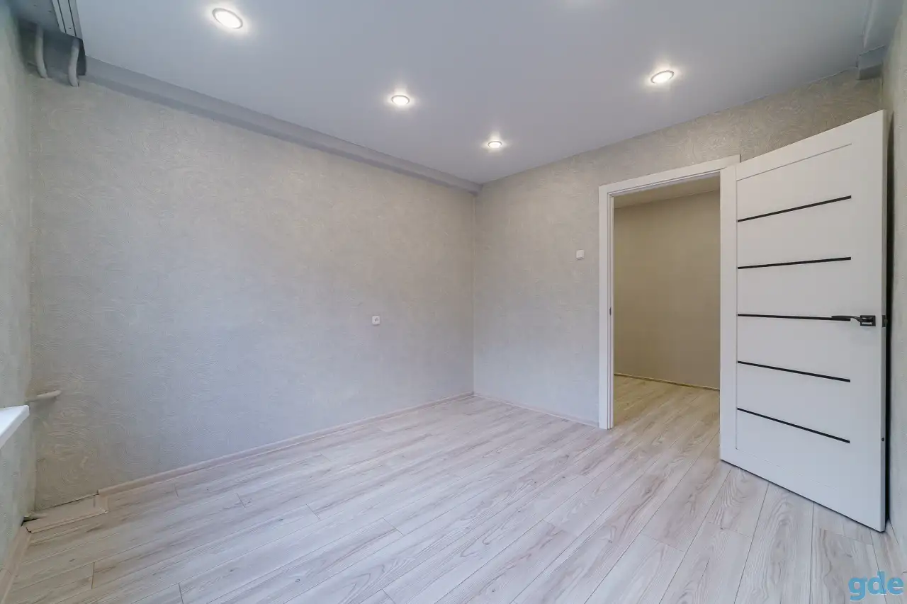 Купить квартиру по ул. Сурганова д.86 3-ком. квартира, фотография 12