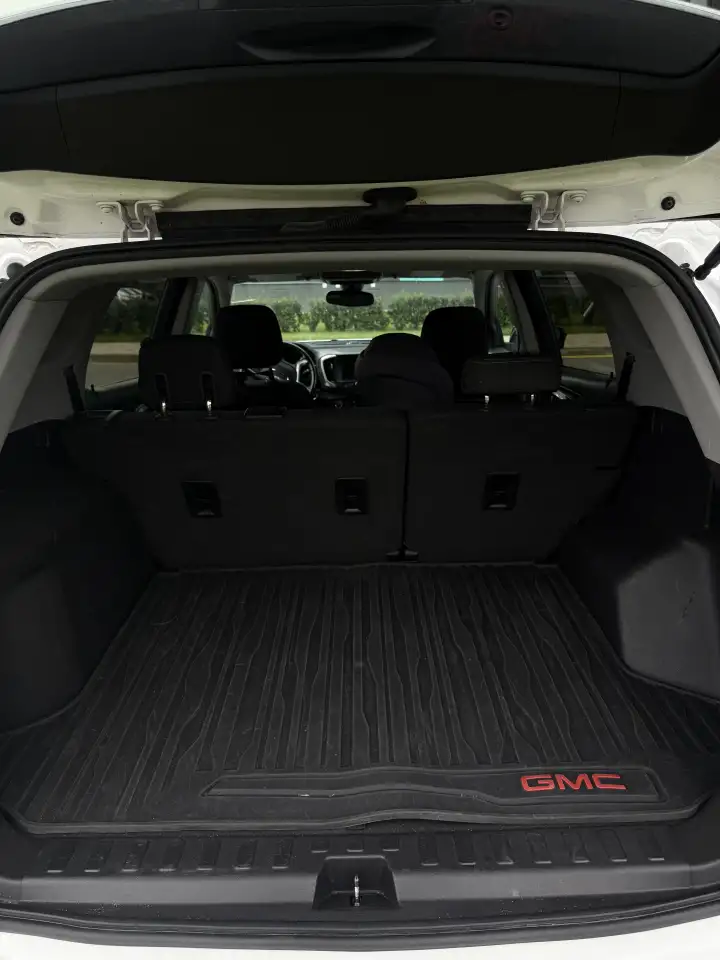 Автомобиль GMC, фотография 10