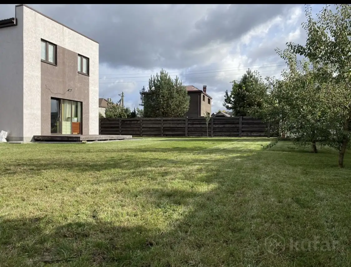 Уютный, современный дом в городе, фотография 3