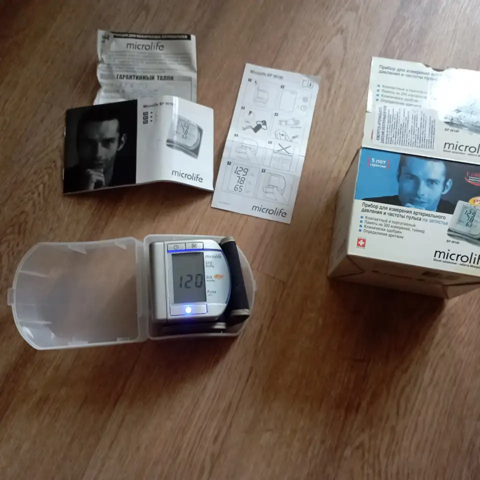 Тонометр автоматический на запястье Microlife BP W100, фотография 4