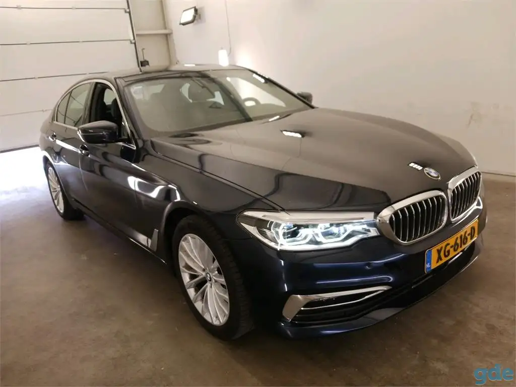 BMW 5 Series 530i Executive - Бензин. Автомат., фотография 1