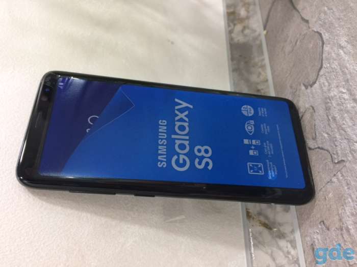 Samsung Galaxy S8 Dual SIM 64GB (черный бриллиант), фотография 1