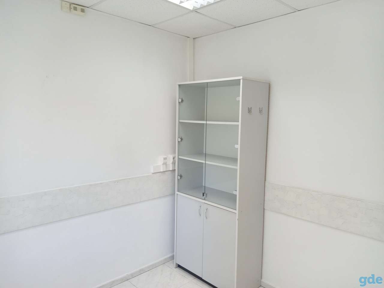 В аренду офис 8.1 м2 в мкр. Зеленый Луг, от собственника, фотография 3