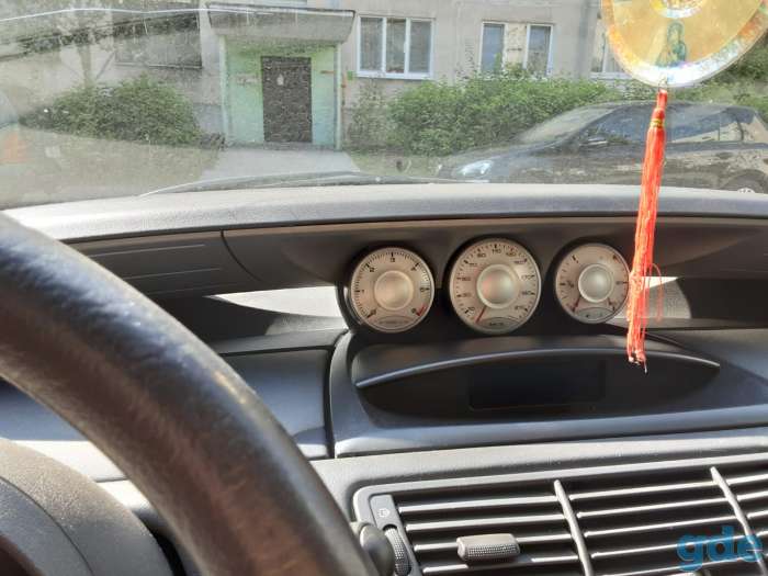 Автомобиль Пежо 807 Peugeot, фотография 5