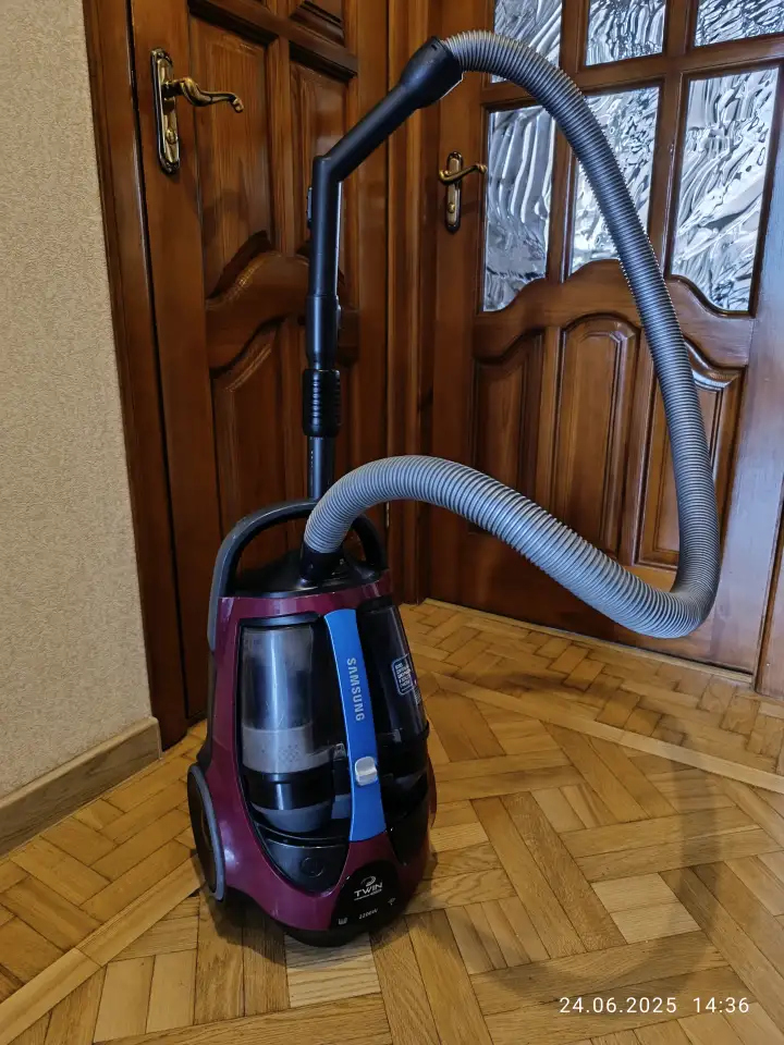Пылесос Samsung SC8872. Экстремально мощный 2200 вт., фотография 4