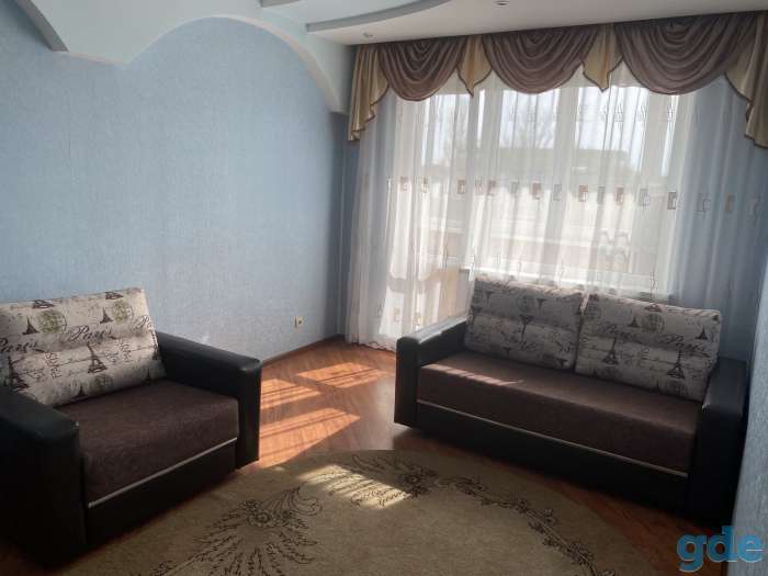 Сдам квартиру на сутки, Бульвар Юности дом 23, фотография 3