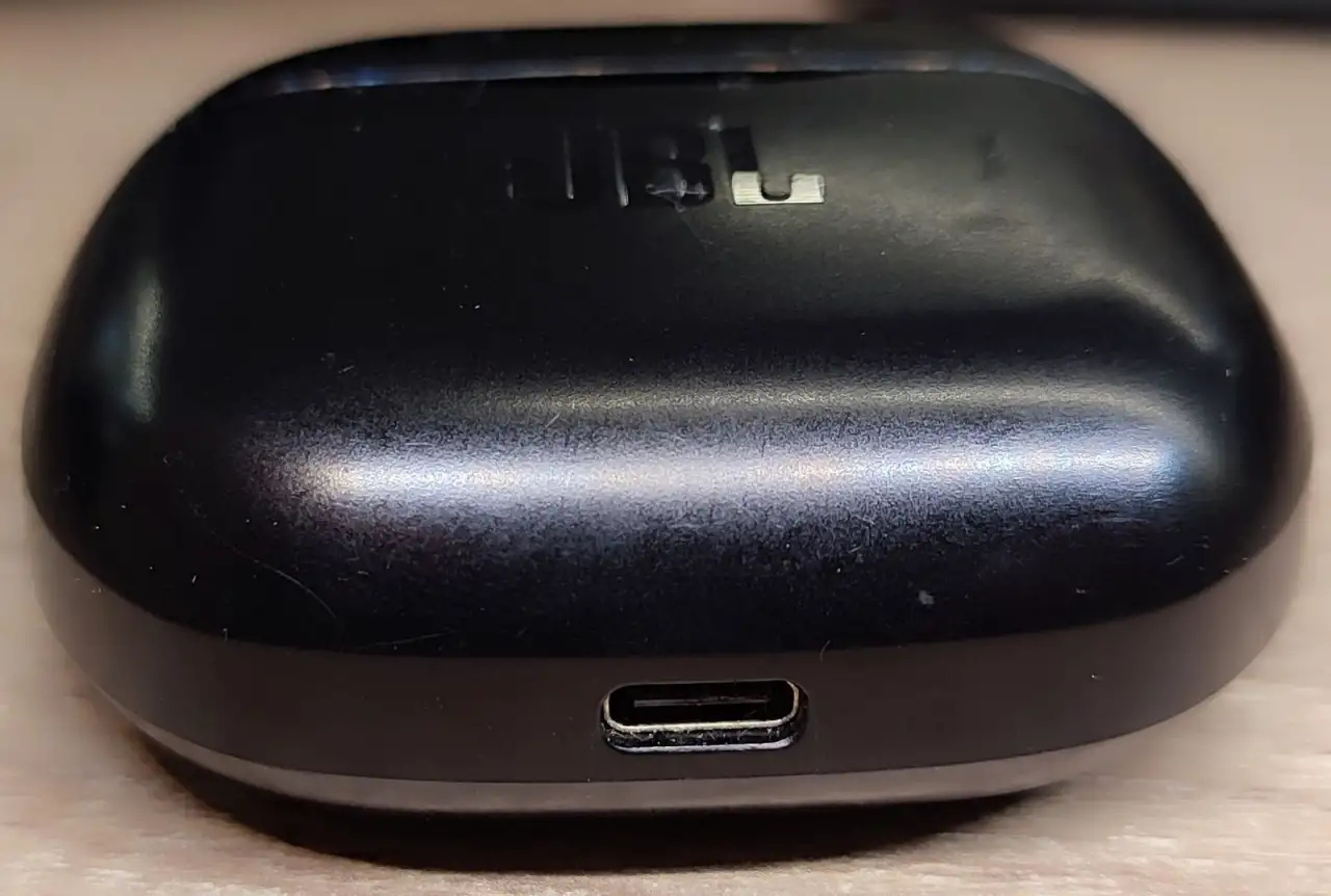 Беспроводные наушники JBL TUNE 125TWS, фотография 6