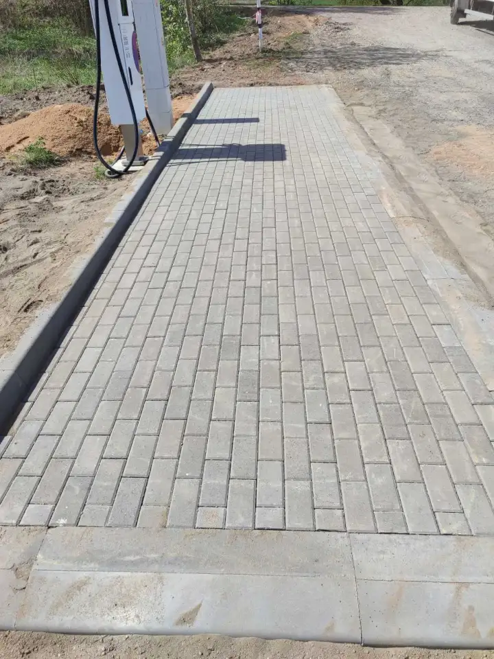 Укладка тротуарной плитки, фотография 13