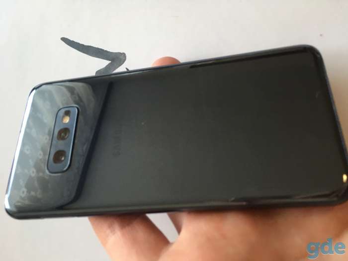 Samsung S10E (НА ГАРАНТИИ), фотография 3