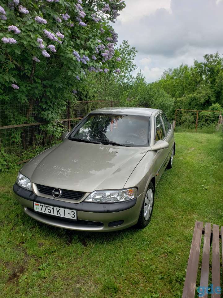 Автомобиль Opel Vectra, фотография 5