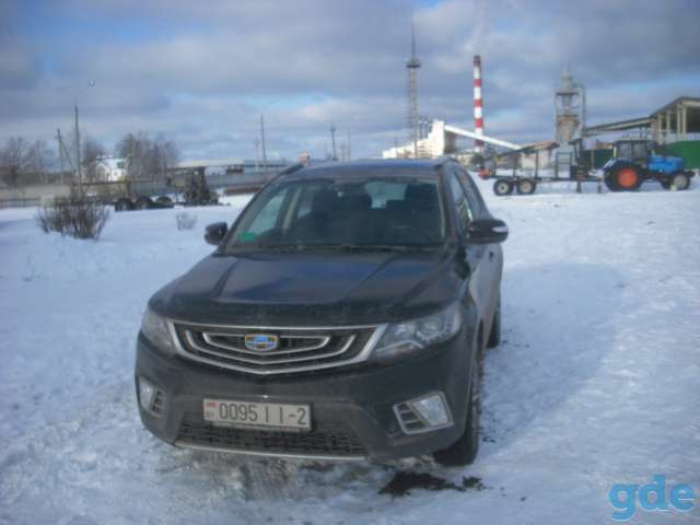Легковой универсал (universal) GEELY EMGRAND X7  2018 г.в., фотография 15