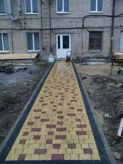 Укладка тротуарной плитки, брусчатки любых форм и расцветок, фотография 3
