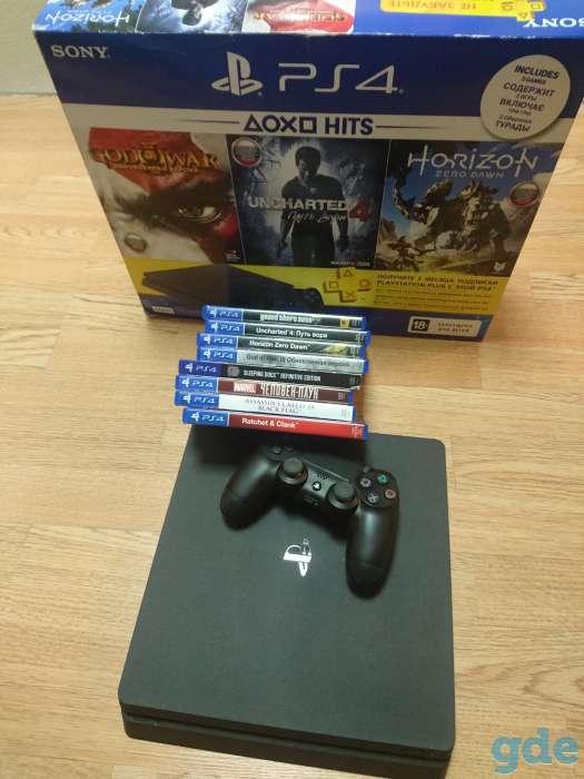 Продам ps 4 + 8 игровых дисков 1 геймпад, фотография 1