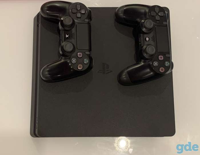 PlayStation 4 slim ( 1 TB ) + 2 джойстика, фотография 1